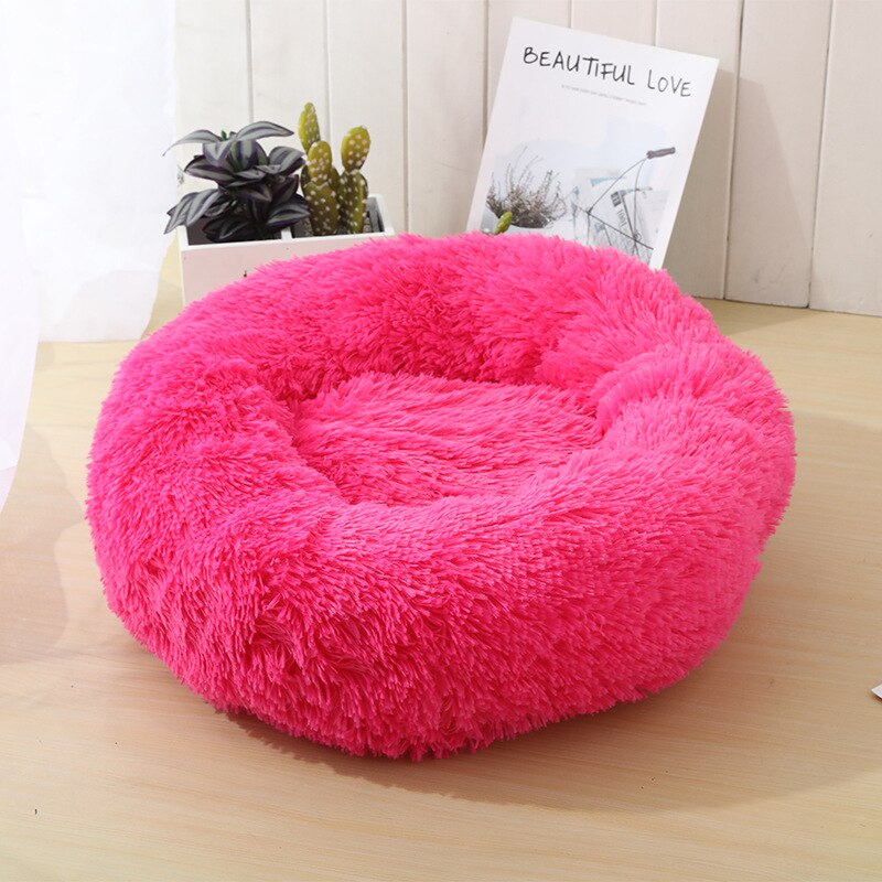 Cama redonda macia e estilosa , para gatos e cães.